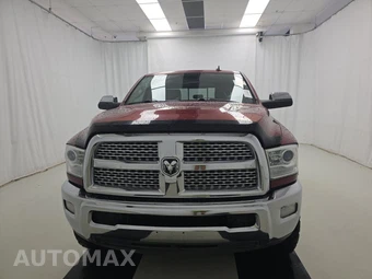 2015 Ram 3500 Laramie Crew Cab Medium Bed - miniatura 2