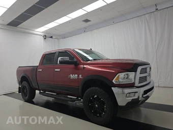 2015 Ram 3500 Laramie Crew Cab Medium Bed - miniatura 3