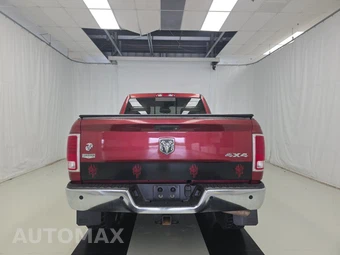 2015 Ram 3500 Laramie Crew Cab Medium Bed - miniatura 5