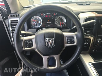 2015 Ram 3500 Laramie Extended Crew Cab Medium Bed DRW - miniatura 10