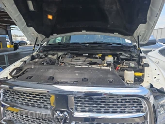 2015 Ram 3500 Laramie Extended Crew Cab Medium Bed DRW - miniatura 15