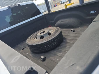 2015 Ram 3500 Laramie Extended Crew Cab Medium Bed DRW - miniatura 16