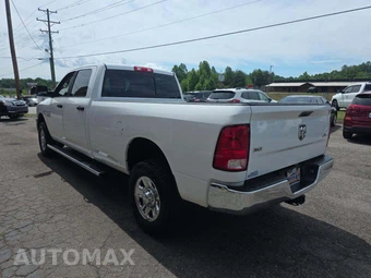 2015 Ram 3500 SLT Crew Cab Long Bed - miniatura 2