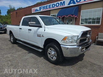 2015 Ram 3500 SLT Crew Cab Long Bed - miniatura 4