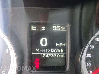 2015 Ram 3500 SLT Crew Cab Long Bed - miniatura 9