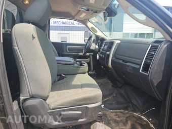 2015 Ram 4500 Cab Chassis SLT Regular Cab DRW - miniatura 8