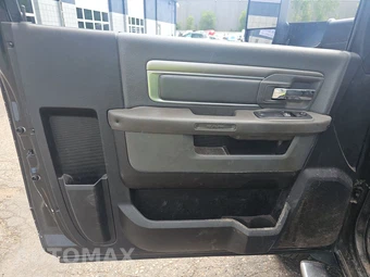 2015 Ram 4500 Cab Chassis SLT Regular Cab DRW - miniatura 9