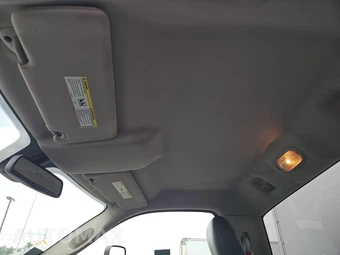 2015 Ram 5500 Cab Chassis Tradesman Regular Cab DRW – miniatura 18