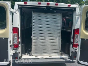 2015 Ram ProMaster 1500 Cargo Van Low Roof 136.0" WB - miniatura 12