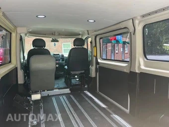 2015 Ram ProMaster 1500 Cargo Van Low Roof 136.0" WB - miniatura 15