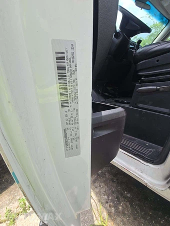2015 Ram ProMaster 1500 Cargo Van Low Roof 136.0" WB - miniatura 5