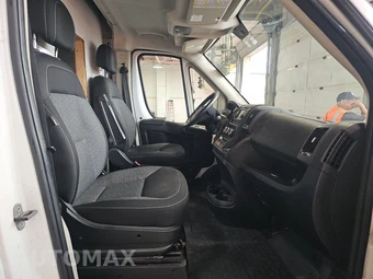 2015 Ram ProMaster 2500 Cargo Van High Roof 159.0" WB – miniatura 8