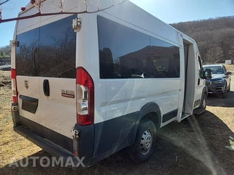 2015 Ram ProMaster 3500 Cargo Van High Roof 159.0" WB - miniatura 4