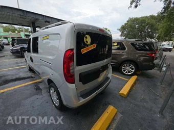 2015 Ram ProMaster City Cargo Van Tradesman SLT 122.4" WB - miniatura 2
