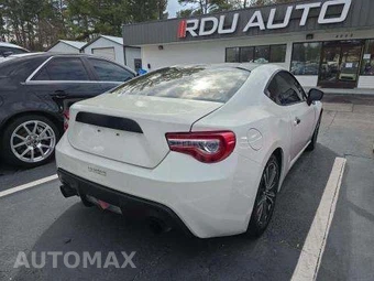 2015 Scion FR-S – miniatura 3
