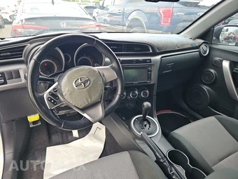 2015 Scion tC – miniatura 11