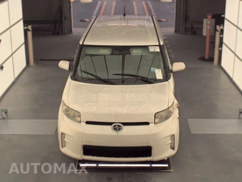 2015 Scion xB – miniatura 2
