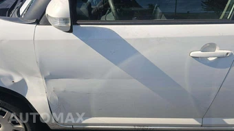 2015 Scion xB – miniatura 21