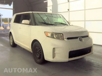 2015 Scion xB – miniatura 3