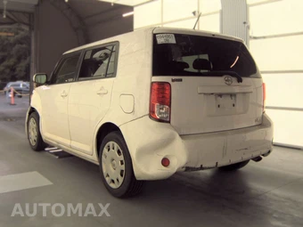 2015 Scion xB – miniatura 6