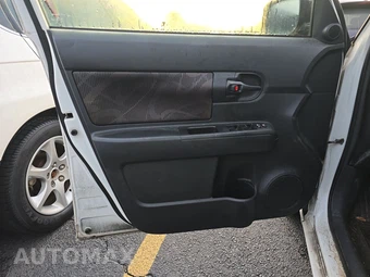 2015 Scion xB – miniatura 9