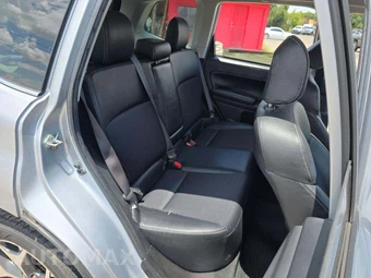 2015 Subaru Forester 2.0XT Premium - miniatura 16