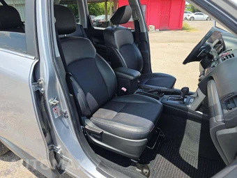 2015 Subaru Forester 2.0XT Premium - miniatura 18