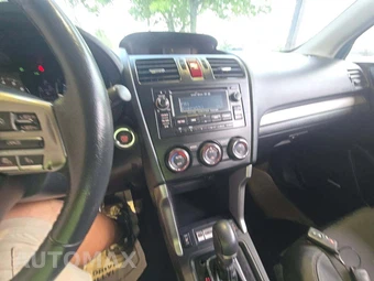 2015 Subaru Forester 2.0XT Touring – miniatura 10