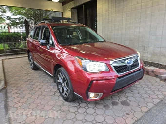 2015 Subaru Forester 2.0XT Touring – miniatura 4