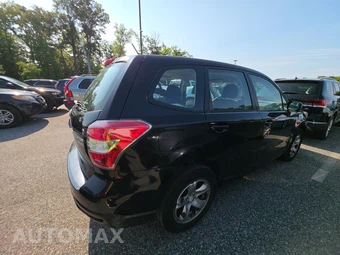 2015 Subaru Forester 2.5i – miniatura 4