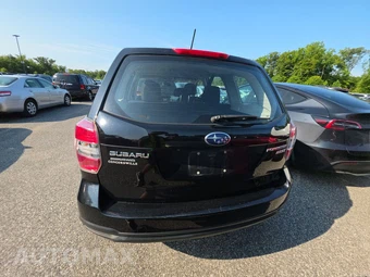2015 Subaru Forester 2.5i – miniatura 5