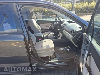 2015 Subaru Forester 2.5i - miniatura 15