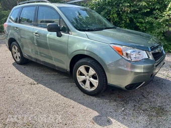 2015 Subaru Forester 2.5i - miniatura 3