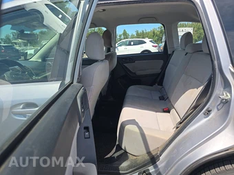 2015 Subaru Forester 2.5i – miniatura 13