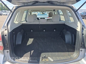 2015 Subaru Forester 2.5i – miniatura 16