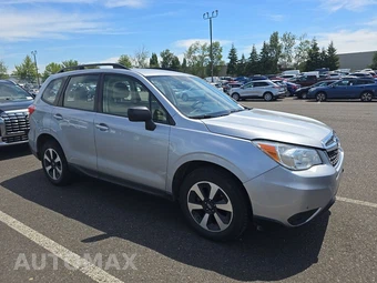 2015 Subaru Forester 2.5i – miniatura 3