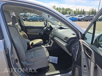 2015 Subaru Forester 2.5i – miniatura 8