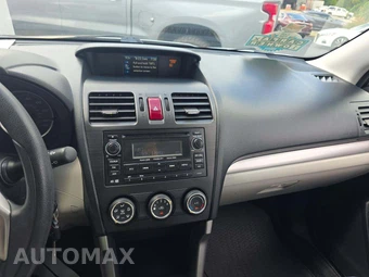 2015 Subaru Forester 2.5i - miniatura 10