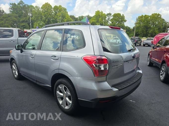 2015 Subaru Forester 2.5i - miniatura 2