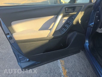 2015 Subaru Forester 2.5i – miniatura 9