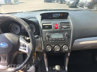 2015 Subaru Forester 2.5i Limited - miniatura 10