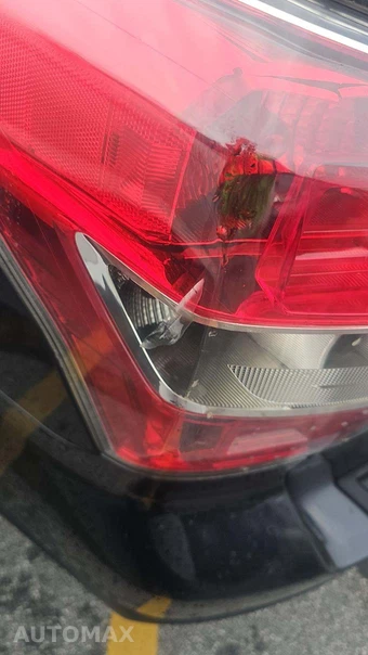 2015 Subaru Forester 2.5i Limited – miniatura 24