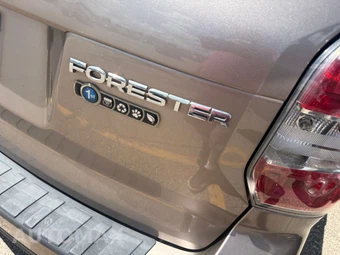 2015 Subaru Forester 2.5i Limited – miniatura 7