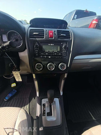 2015 Subaru Forester 2.5i Premium – miniatura 10