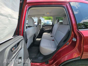2015 Subaru Forester 2.5i Premium – miniatura 10