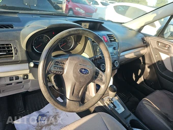 2015 Subaru Forester 2.5i Premium - miniatura 10