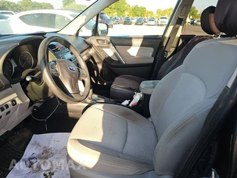 2015 Subaru Forester 2.5i Premium - miniatura 7