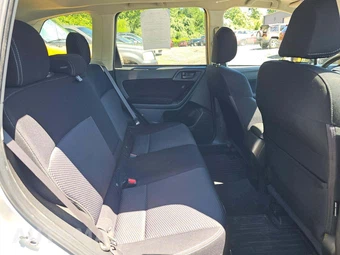 2015 Subaru Forester 2.5i Premium – miniatura 16