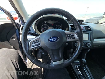 2015 Subaru Forester 2.5i Touring – miniatura 10