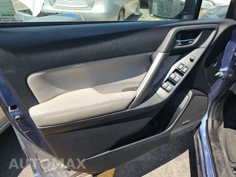 2015 Subaru Forester 2.5i Touring – miniatura 9